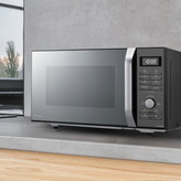 مایکروویو پاناسونیک مدل PANASONIC NN-CD67